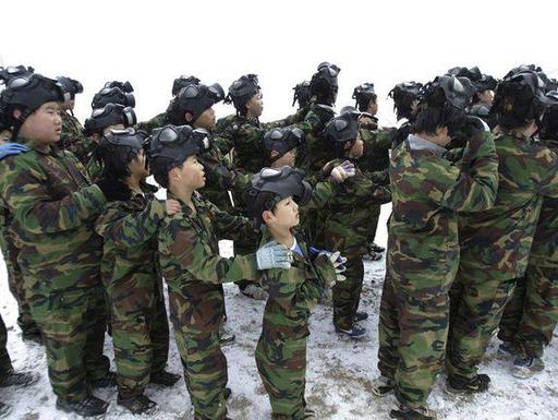 Обо всем - Корейских игроманов ссылают в военные лагеря!