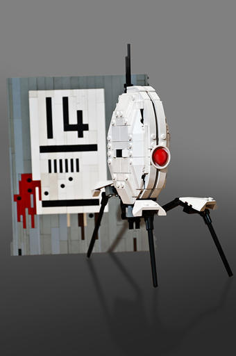 Portal 2 - Ещё одна модель из Lego