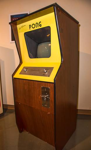 Обо всем - Pong Arcade 1972г 